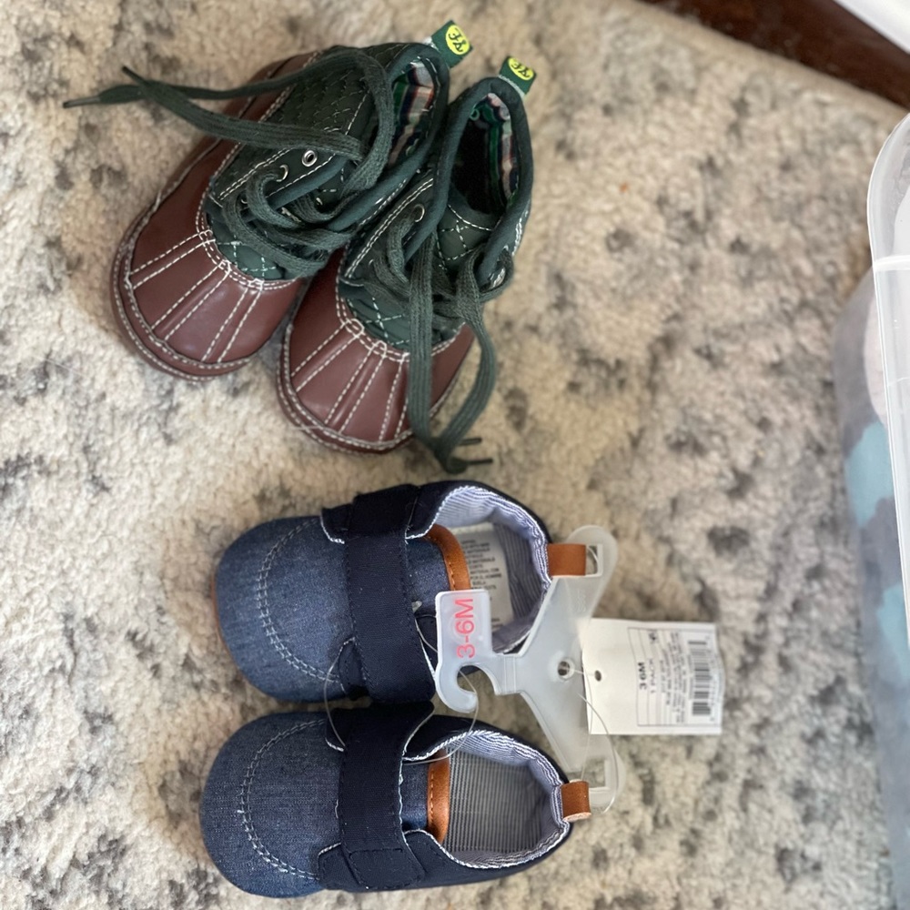 Infant shoes- soft bottom